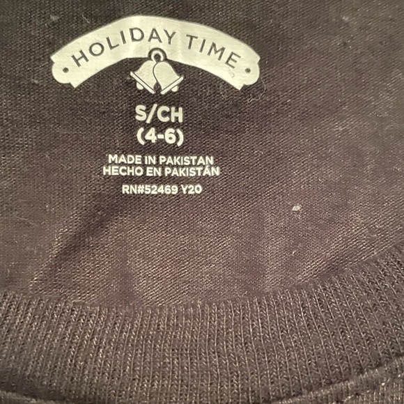 Christmas 🤶🏻 T-Shirt, Womens, Size Small (4-6), Black & Red, Used - Picture 4 of 4
